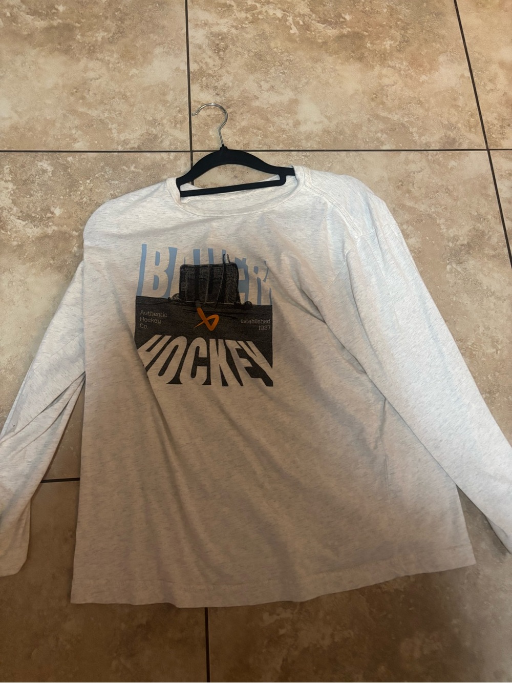 Bauer Hockey Graphic Logo Long Sleeve Tee Shirt Activewear Gym Youth Size M
